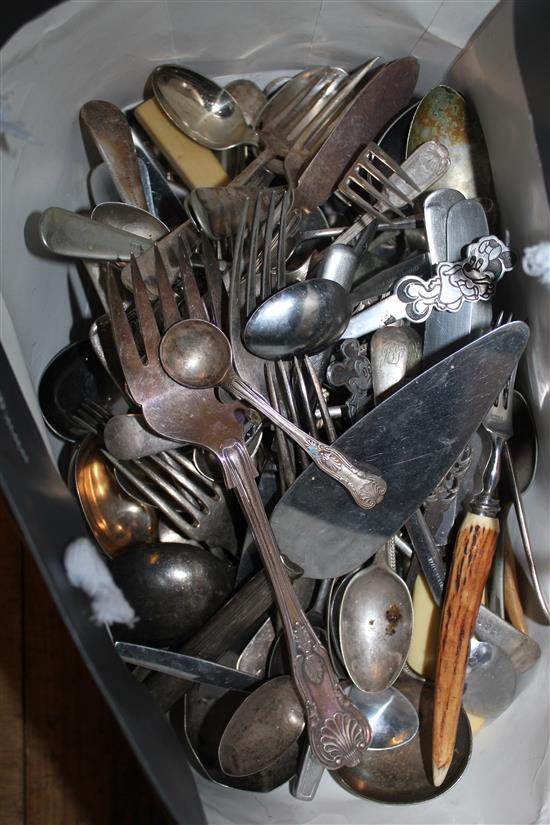 Qty of silver platedware